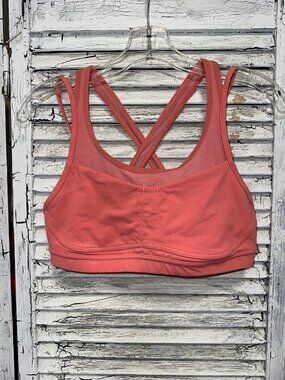 Women's Lululemon Stash to Dash Sports Bra Size 8
